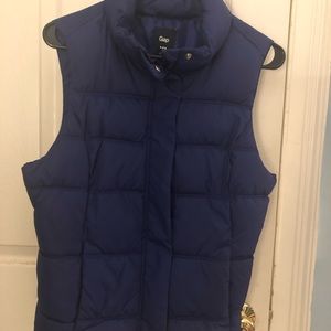 Gap puffer vest